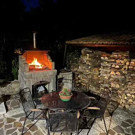 A Due Passi Dai Lupi Casa vacanze