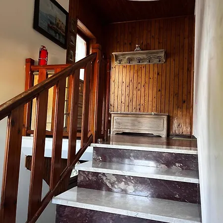 A Due Passi Dai Lupi Feriehus