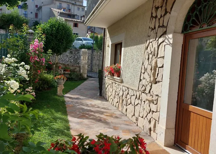 A Due Passi Dai Lupi * Civitella Alfedena