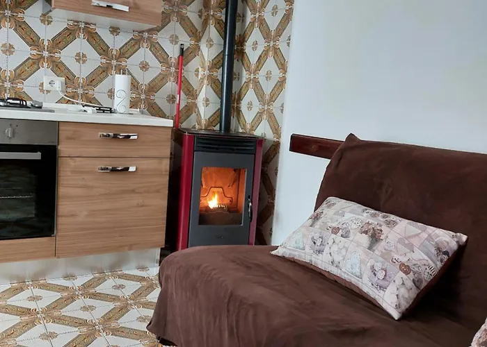 A Due Passi Dai Lupi