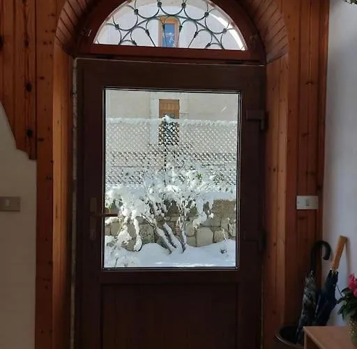 A Due Passi Dai Lupi בית נופש