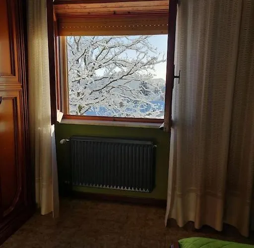 בית נופש A Due Passi Dai Lupi צ'יביטלה אלפדנה