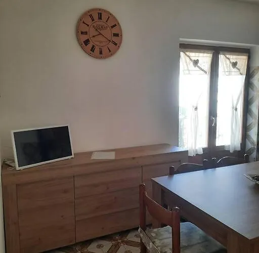 A Due Passi Dai Lupi *